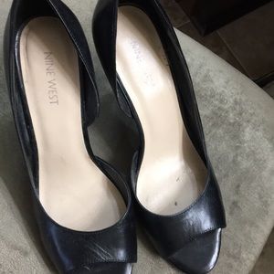 Black shoes good Condition